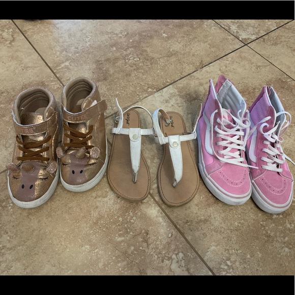 Girls shoes size 2Y - Picture 1 of 1